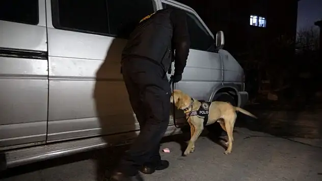 Dev uyuşturucu operasyona 350 polis katıldı