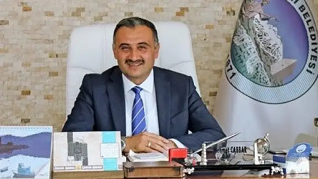 Cabbar, 'Arık'ın açıklamaları mesnetsizliğini ve talihsizliğini daha da perçinlemiştir