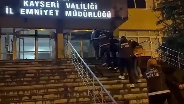 Develi'de 104 kilo narkotik madde ele geçirildi