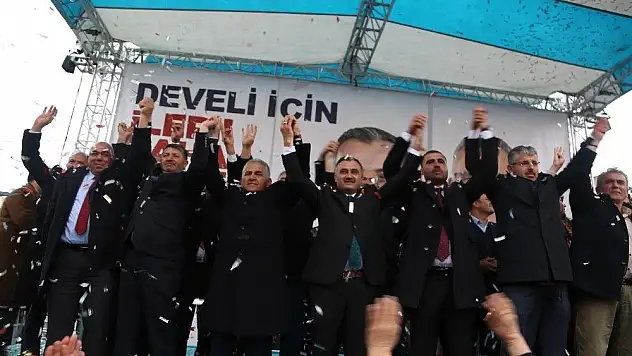 Develi'de Cumhur İttifakı Mitingine Yoğun İlgi