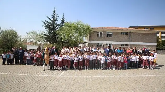 Develi'de İlköğretim Haftası kutlamalarla açıldı
