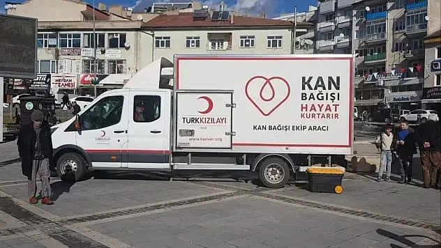 Develi'de kan bağışı devam ediyor