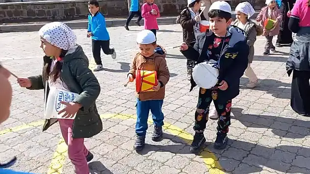 Develi'de öğrencilerden Ramazan'a anlamlı etkinlik