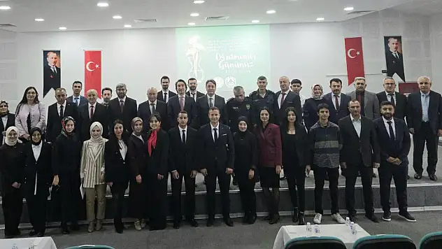 Develi'de öğrencilerden takdir toplayan hareket! Vefat eden öğretmenler için bakın ne yaptılar?