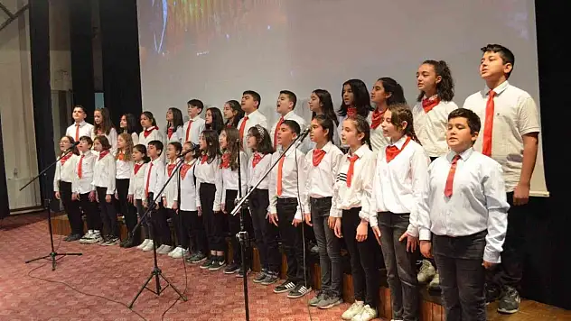 Develi'de Öğretmenler Günü Kutlandı