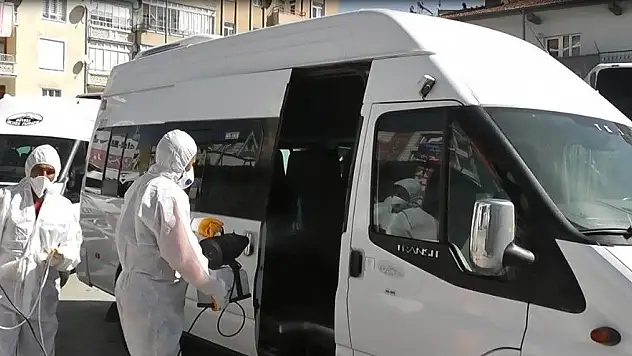 Develi'de okul servisleri dezenfekte edildi