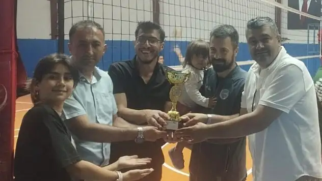 Develi'de kurumlar ve mahalleler karşı karşıya geldi