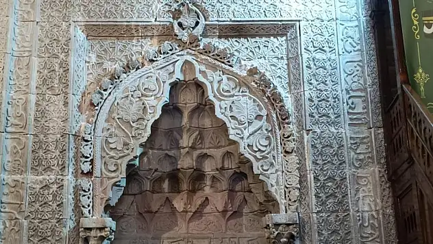 Develi'deki 260 yıllık şerbet çeşmesi yüzyıllardır akmaya devam ediyor