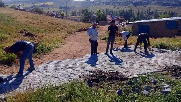 Develi'deki kırsal mahallelerde çalışmalar devam ediyor
