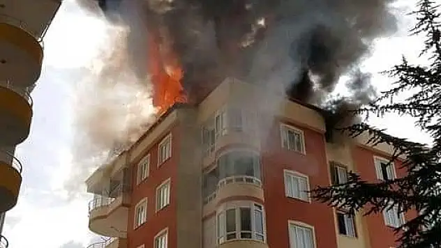Develi'deki yangında 9 kişi çıkan dumandan zehirlendi