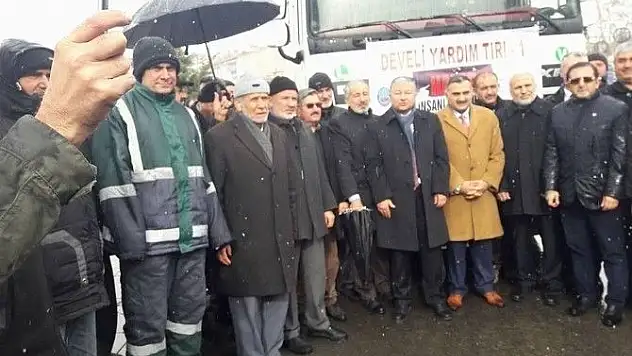 Develi'den Halep'e 4 TIR Yardım