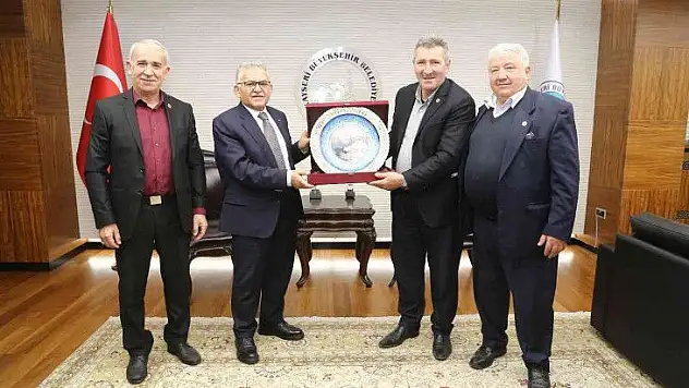 Büyükkılıç'a teşekkür ziyareti