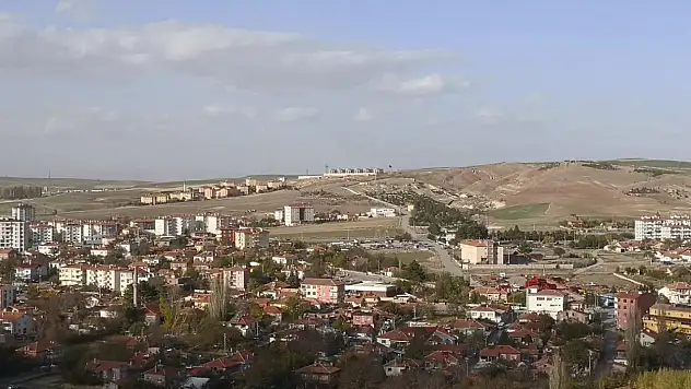 Kayseri'de dikkat çeken çağrı: Herkes babasının, dedesinin evini bulsun!
