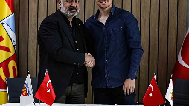 2 yıl daha Kayserispor'da...