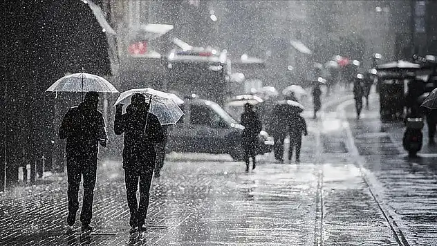 Dışarı çıkacaklar dikkat! Şarıl şarıl yağmur yağacak