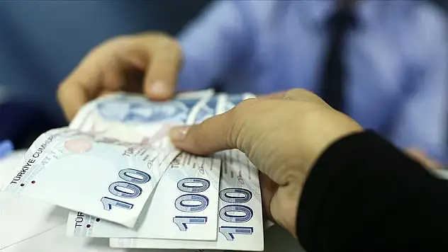 Diyanet 1 dakikada 90 emeklinin bayram ikramiyesini harcıyor!