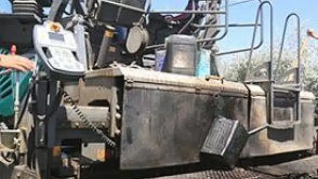 DOĞALGAZ DÖŞENEN YOLLARDA VE KIRANARDI'NDA ASFALTLAMA ÇALIŞMASI