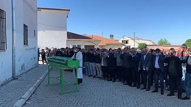 Patlamada hayatını kaybeden 2 yaşındaki Faruk Furkan toprağa verildi