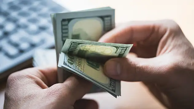 Dolar ve Euro değer kaybetti! Seçim sonrası dövizde neler oldu?