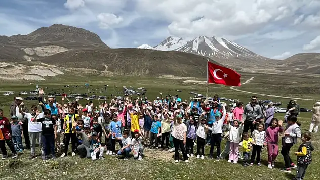 Dominik değil Develi, Survivor değil Yakar Top