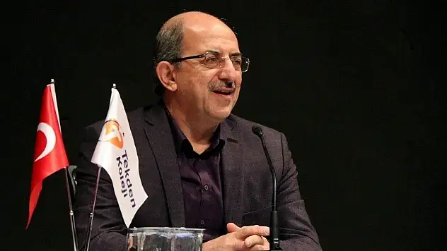 25. Dönem AK Parti Kayseri Milletvekili Kemal Tekden:

