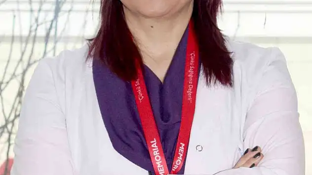 Dr. Canan Şengül: 'Sigarayı bırakamamanın nedeni çocuklukta saklı olabilir'
