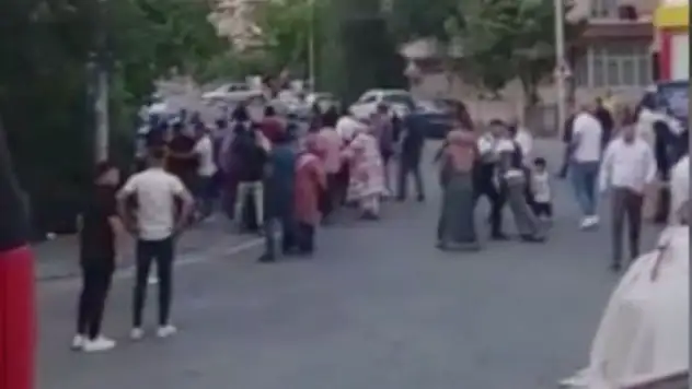 Düğünde 2 kişi bıçaklandı