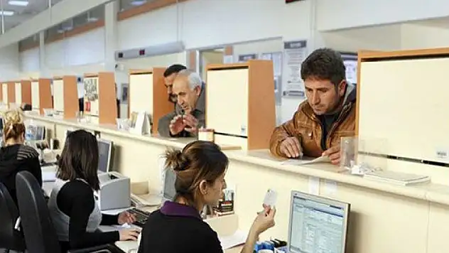 Dün başladı! Tüm çalışanlardan 100 TL kesilecek