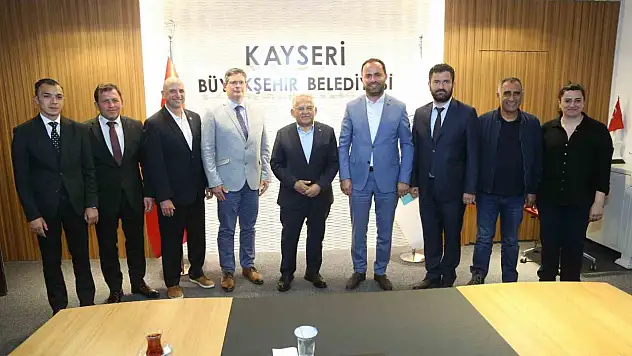 Adam Kosa Kayseri'de...