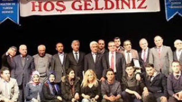 DÜNYA ŞİİR GÜNÜ KUTLANDI