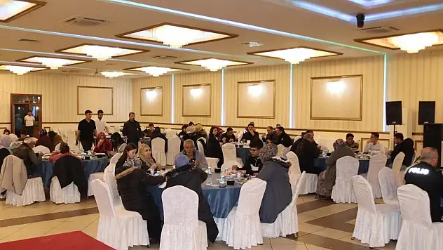 Dünya Yetimler Günü'nde Kayseri'de anlamlı iftar