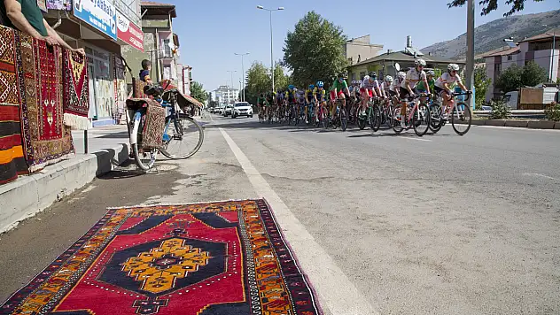 Dünyanın dört bir yanından sporcular Erciyes'te buluşuyor