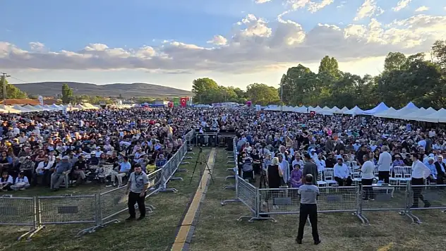 Dünyanın en büyük Çerkes festivali Kayseri'de başladı
