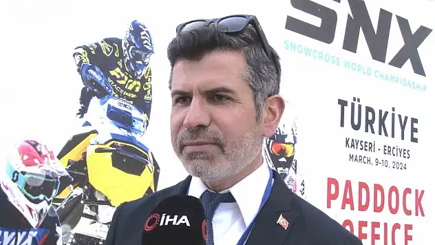 Dünyanın en iyi 16 Kar Motosikleti Şampiyonu Erciyes'te