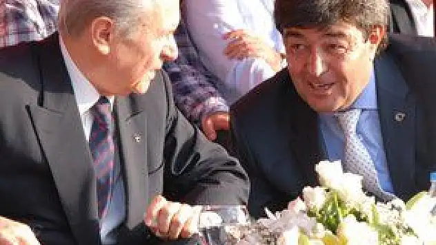 &quotDURSUN DURSUN!&quot