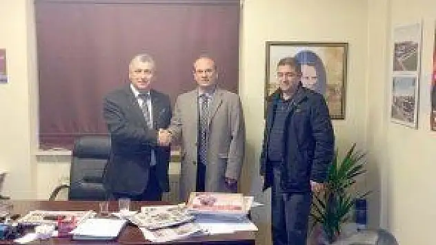 DYP ADAYI DEMiREL MHP LEHiNE ÇEKiLDi
