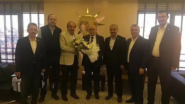 Eğitim Bir-Sen'den AK Parti İl Başkanlığı'na ziyaret