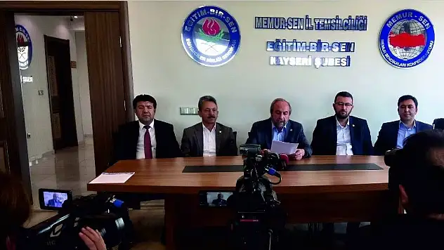 Eğitim-Bir-Sen Kayseri Şube Başkanı Kalkan, 'İstiklal Marşı'nı ve Akif'i iyi anlamalıyız'
