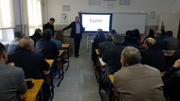Eğitim Bir Sen üyelerini yöneticilik sınavına hazırlıyor
