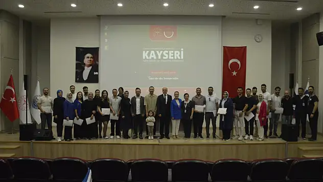 Eğitim tamamlandı! Sertifikaları başhekim verdi