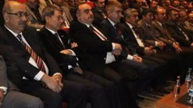 HALAÇOĞLU: "KAYSERİ HAVA KİRLİLİĞİNDE TAVAN YAPMIŞ BİR ŞEHİR"