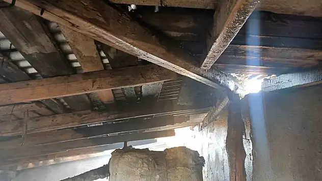 Ekiplerin hızlı müdahalesi yangının yayılmasını önledi