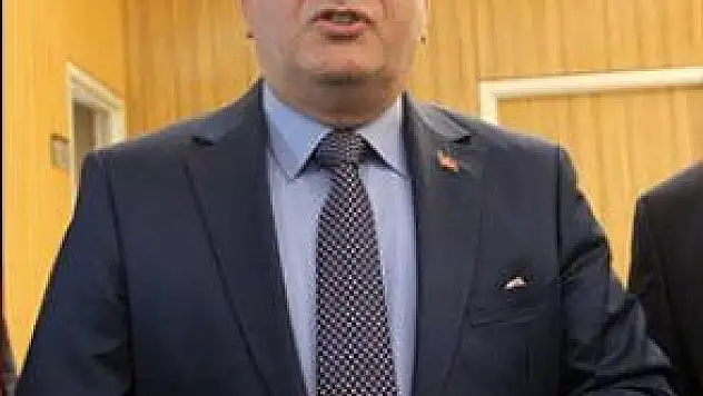 EKONOMİ BAKANI ELİTAŞ, DOKUNULMAZLIKLARIN KALDIRILMASINI DEĞERLENDİRDİ
