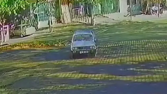 Otomobil bahçeye uçtu...