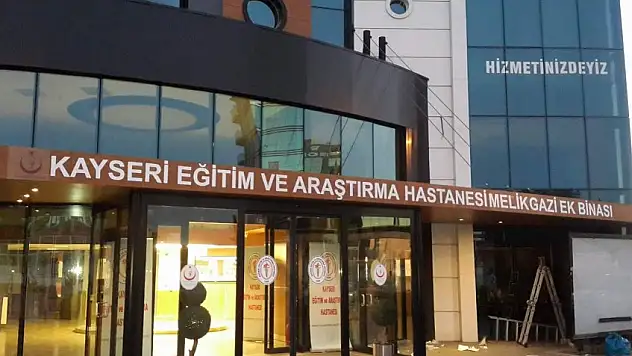 El konulan Kayseri Göz'e yeni tabela asıldı