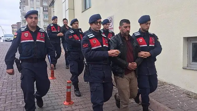 El Nusra operasyonunda 2 tutuklama
