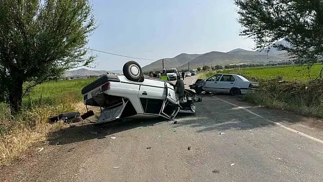 Korkutan kaza: 2 yaralı