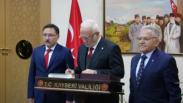 Vali Elitaş'tan geçer not aldı