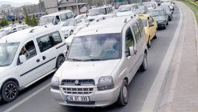 EN ÇOK OTOMOBİL VE KAMYONET VAR