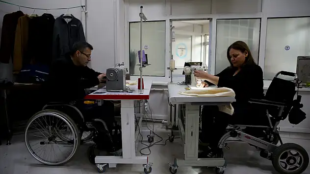 Engelleri aşıp iş dünyasına katıldılar: Türkiye'nin dört bir yanına ürün gönderiyorlar